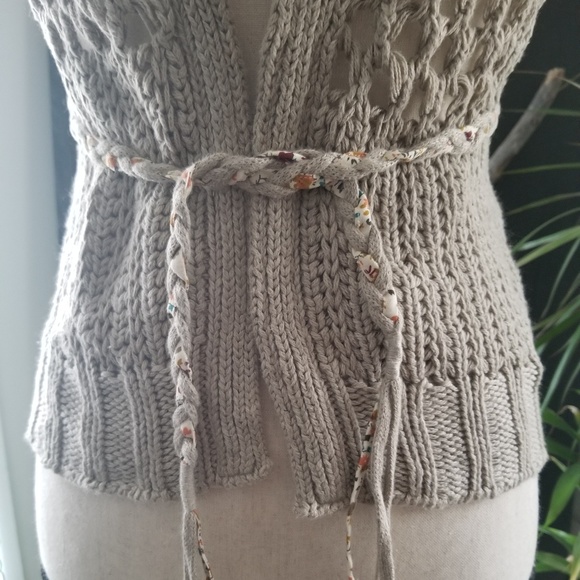 Hooded Knit Short Sleeve Vest - Picture 4 of 8